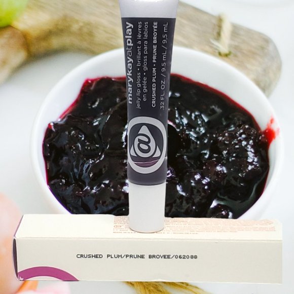 Crushed Plum Jelly Lip Gloss - Mary Kay Discontinued Limited Edition - Picture 5 of 8